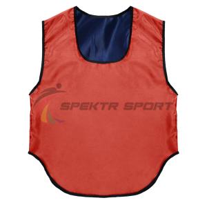 Купить Манишка футбольная двусторонняя Spektr Sport красно-синяя р. 36-40 в Долгопрудном 